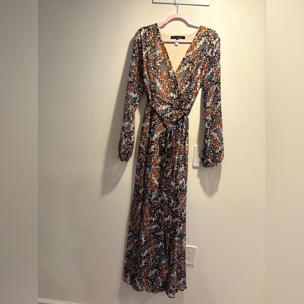 Hutch V neck Butterfly Dress with long sleeves - Large